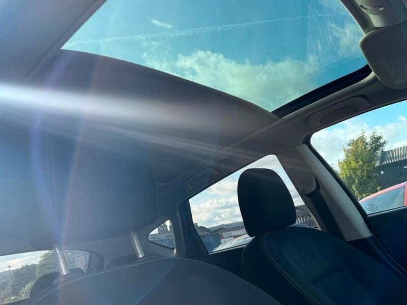 2013 Nissan Qashqai 1.6 dCi n-tec+ SUV 5dr Diesel Manual 2WD Euro 5 (130 ps) - thumbnail 6