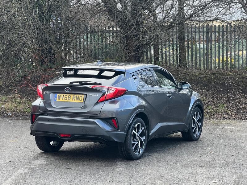 2018 Toyota C-HR 1.8 VVT-h Design SUV 5dr Petrol Hybrid CVT Euro 6 (s/s) (122 ps) - thumbnail 11