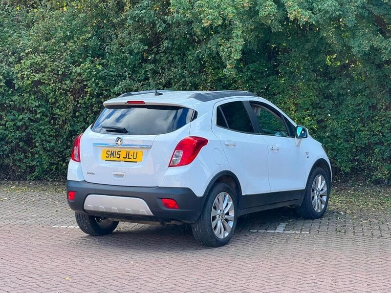 2015 Vauxhall Mokka 1.6i SE SUV 5dr Petrol Manual 2WD Euro 6 (s/s) (115 ps) - image 3
