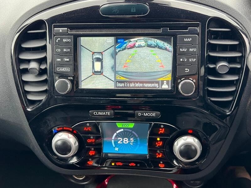 2015 Nissan Juke 1.5 dCi Tekna SUV 5dr Diesel Manual Euro 6 (s/s) (110 ps) - thumbnail 5