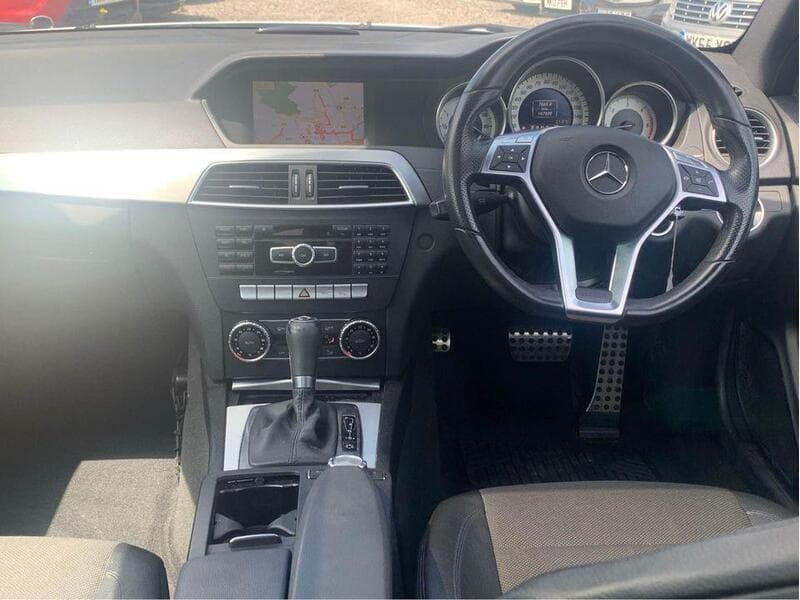 2012 Mercedes-Benz C Class 2.1 C220 CDI BlueEfficiency AMG Sport Edition 125 Coupe 2dr Diesel G-Tronic+ Euro 5 (s/s) (170 ps) - thumbnail 5