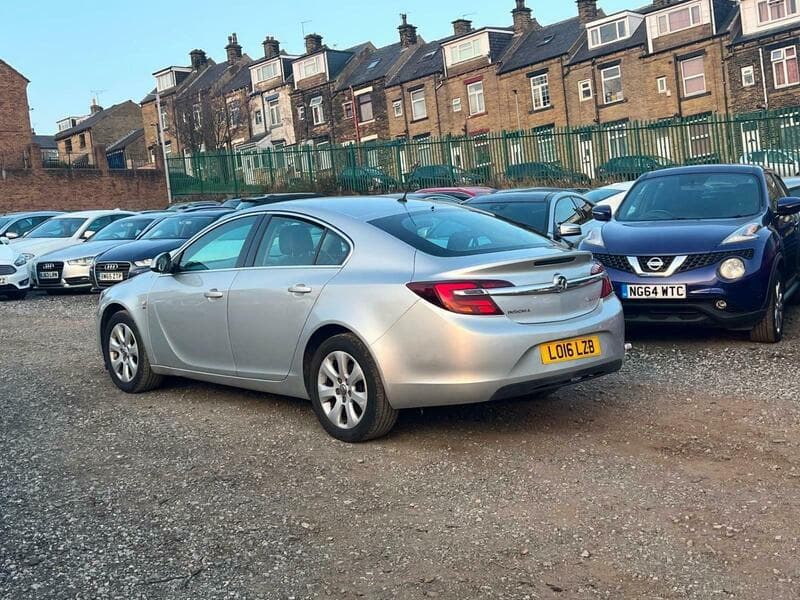 2016 Vauxhall Insignia 1.6 CDTi ecoFLEX SE Hatchback 5dr Diesel Manual Euro 6 (s/s) (136 ps) - thumbnail 6