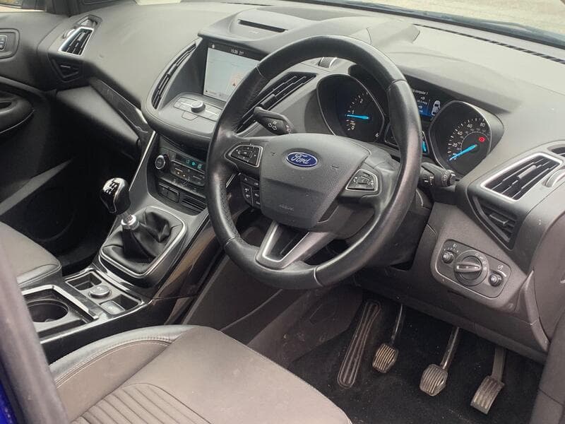 2017 Ford Kuga 2.0 TDCi Titanium SUV 5dr Diesel Manual Euro 6 (s/s) (150 ps) - thumbnail 5