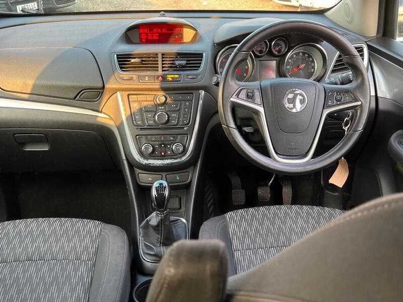 2016 Vauxhall Mokka 1.6 CDTi Exclusiv SUV 5dr Diesel Manual 2WD Euro 6 (s/s) (136 ps) - thumbnail 5