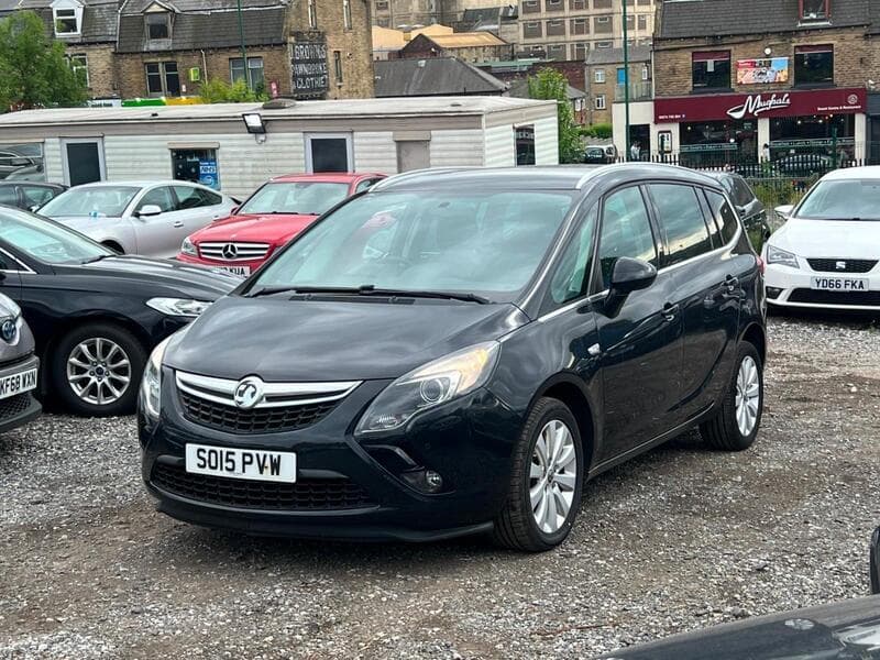 2015 Vauxhall Zafira Tourer 1.4i Turbo Tech Line MPV 5dr Petrol Manual Euro 6 (140 ps) - image 2