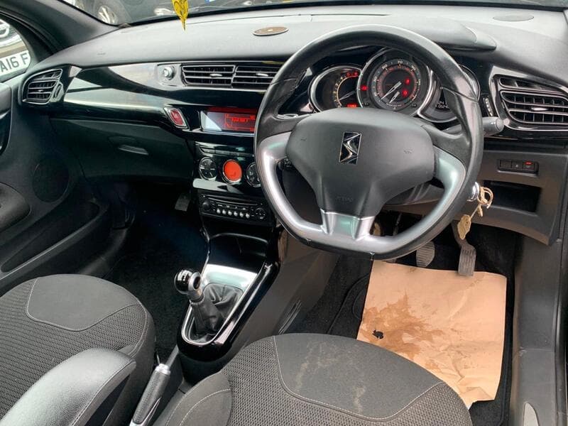 2014 Citroen DS3 1.6 e-HDi DStyle Plus Hatchback 3dr Diesel Manual Euro 5 (s/s) (90 ps) - thumbnail 4