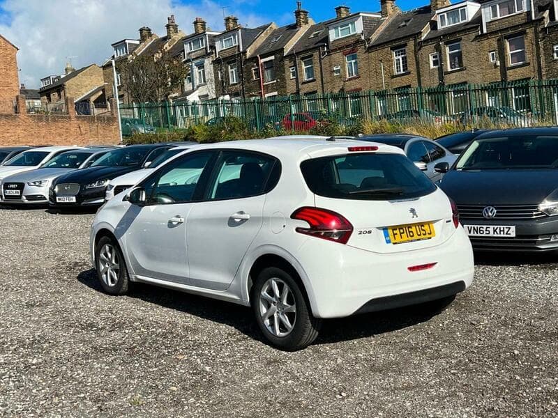 2016 Peugeot 208 1.6 BlueHDi Active Hatchback 5dr Diesel Manual Euro 6 (75 ps) - thumbnail 6