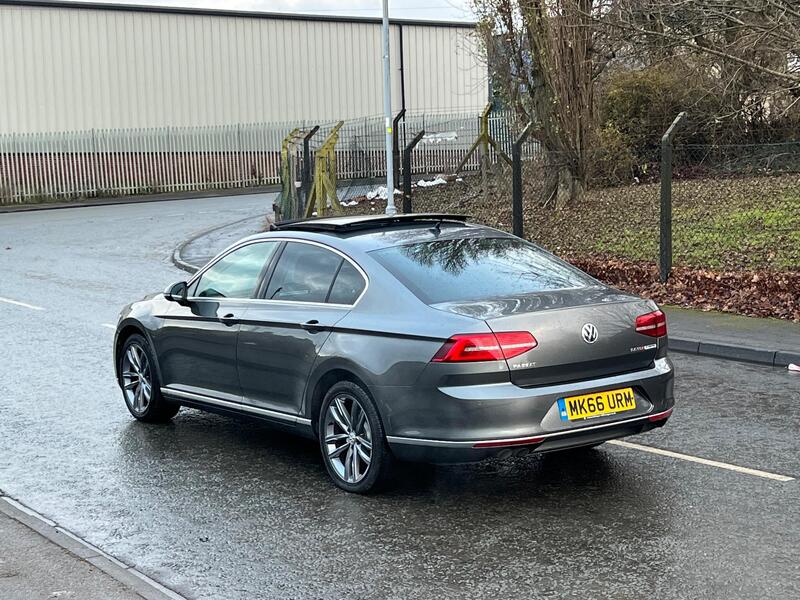 2016 Volkswagen Passat 2.0 TDI BlueMotion Tech GT Saloon 4dr Diesel Manual Euro 6 (s/s) (190 ps) - thumbnail 11