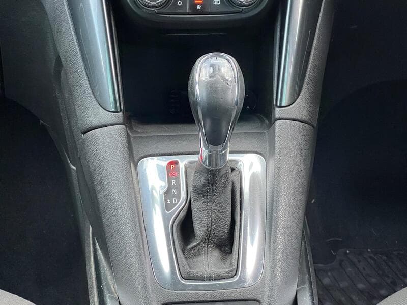 2016 Vauxhall Zafira Tourer 2.0 CDTi SE MPV 5dr Diesel Auto Euro 6 (170 ps) - thumbnail 6