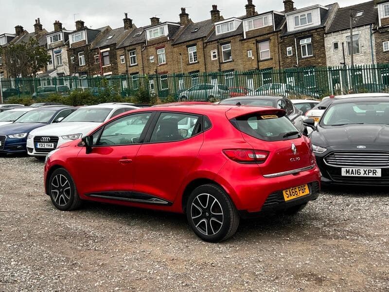 2016 Renault Clio 1.5 dCi Dynamique Nav Hatchback 5dr Diesel Manual Euro 6 (s/s) (90 ps) - thumbnail 7