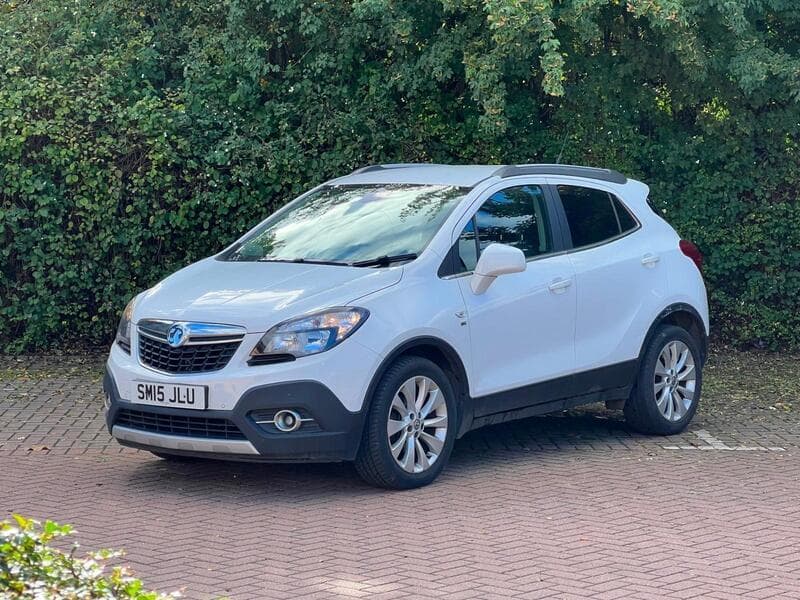 2015 Vauxhall Mokka 1.6i SE SUV 5dr Petrol Manual 2WD Euro 6 (s/s) (115 ps) - image 2