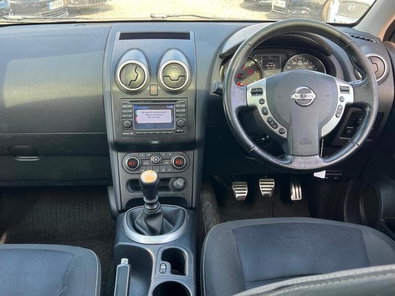 2013 Nissan Qashqai 1.6 dCi n-tec+ SUV 5dr Diesel Manual 2WD Euro 5 (130 ps) - thumbnail 5