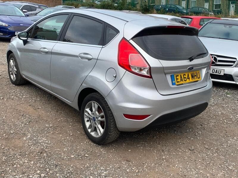 2014 Ford Fiesta 1.5 TDCi Zetec Hatchback 5dr Diesel Manual Euro 5 (75 ps) - image 3