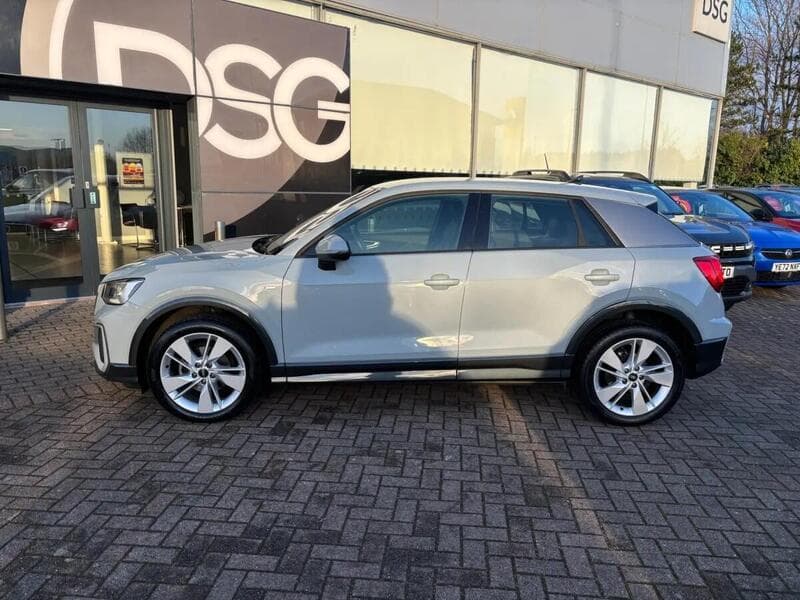 2022 Audi Q2 35 TFSI S Line 5dr S Tronic - image 2