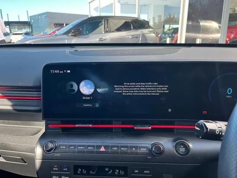 2024 Hyundai Kona 160kW N Line 65kWh 5dr Auto - thumbnail 21