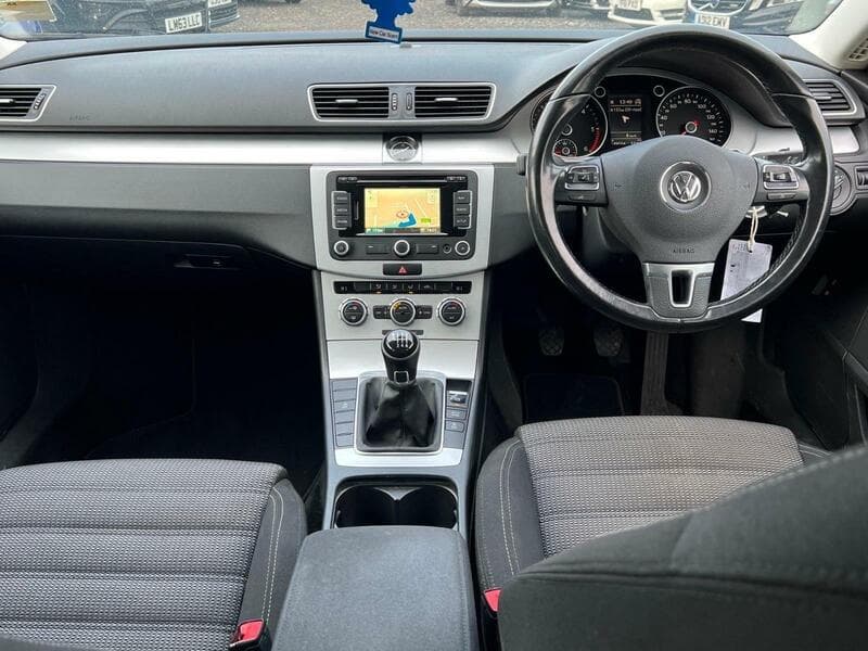 2015 Volkswagen CC 2.0 TDI BlueMotion Tech Saloon 4dr Diesel Manual Euro 5 (s/s) (140 ps) - thumbnail 5