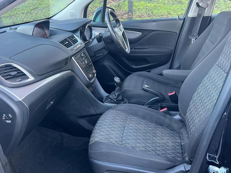 2016 Vauxhall Mokka 1.6 CDTi Tech Line SUV 5dr Diesel Manual 4WD Euro 6 (s/s) (136 ps) - image 3