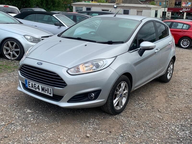 2014 Ford Fiesta 1.5 TDCi Zetec Hatchback 5dr Diesel Manual Euro 5 (75 ps) - image 2
