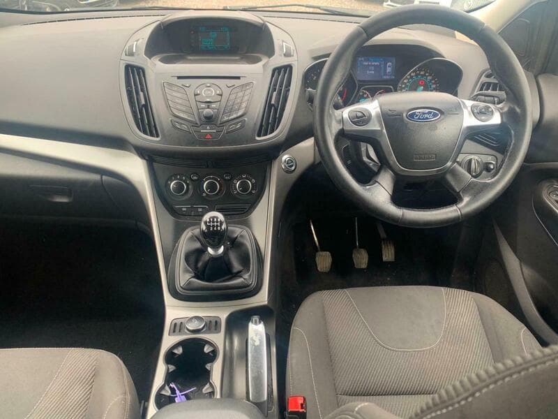 2013 Ford Kuga 2.0 TDCi Zetec SUV 5dr Diesel Manual AWD Euro 5 (140 ps) - thumbnail 5