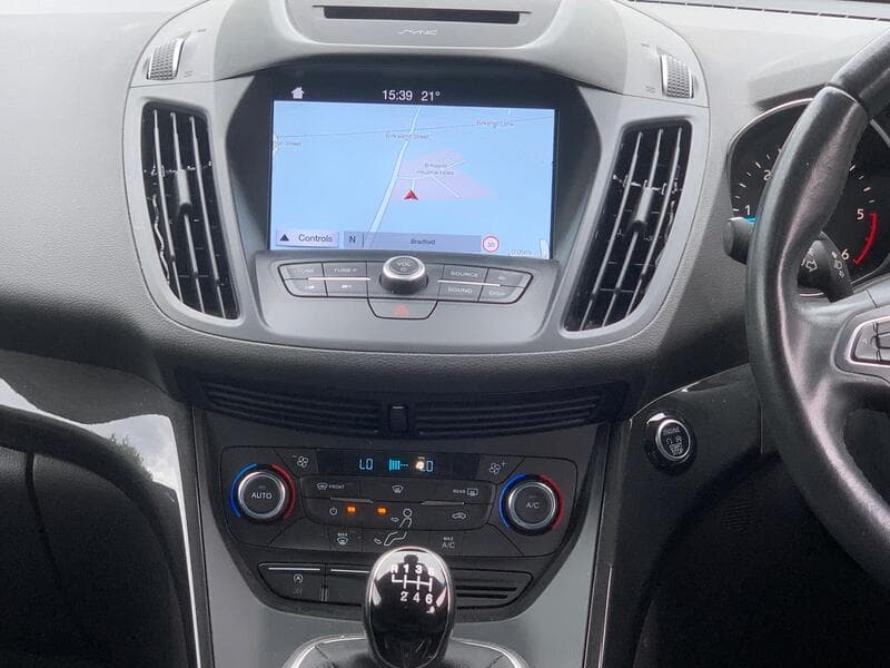 2017 Ford Kuga 2.0 TDCi Titanium SUV 5dr Diesel Manual Euro 6 (s/s) (150 ps) - thumbnail 8