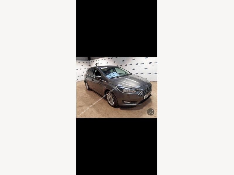 2017 Ford Focus 1.0T EcoBoost Zetec Edition Hatchback 5dr Petrol Manual Euro 6 (s/s) (125 ps) - thumbnail 4