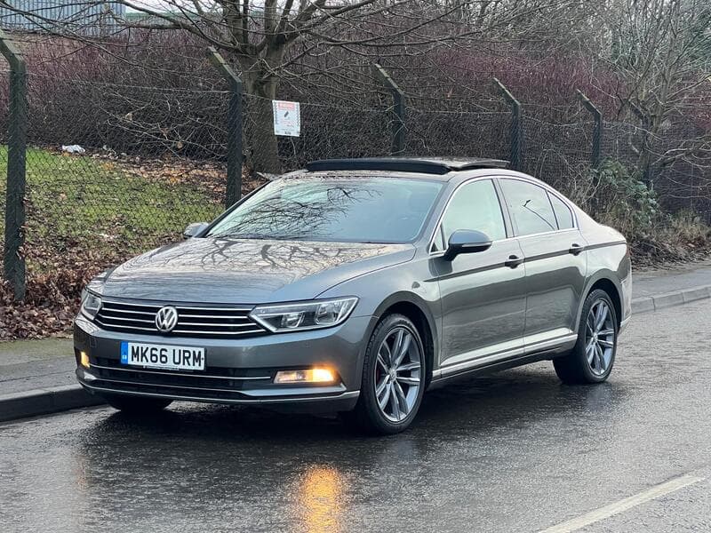 2016 Volkswagen Passat 2.0 TDI BlueMotion Tech GT Saloon 4dr Diesel Manual Euro 6 (s/s) (190 ps) - image 2