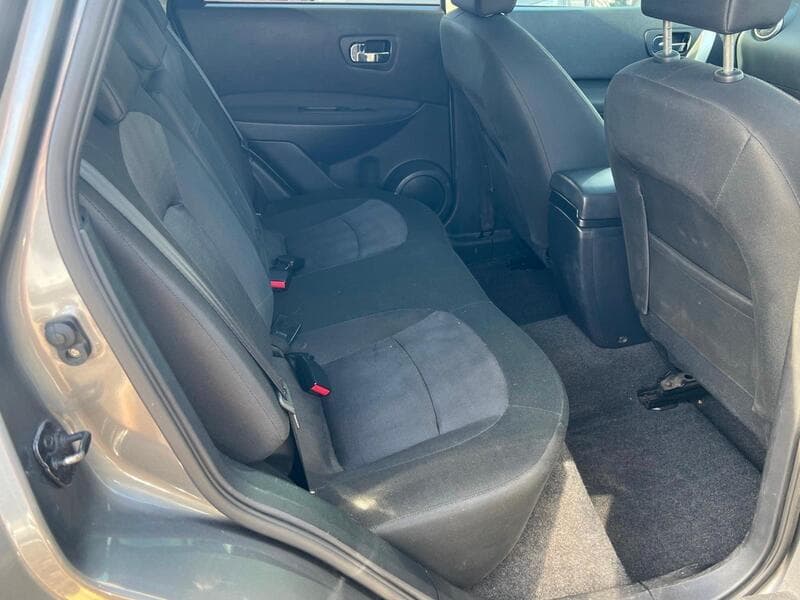 2013 Nissan Qashqai 1.6 dCi n-tec+ SUV 5dr Diesel Manual 2WD Euro 5 (130 ps) - thumbnail 7