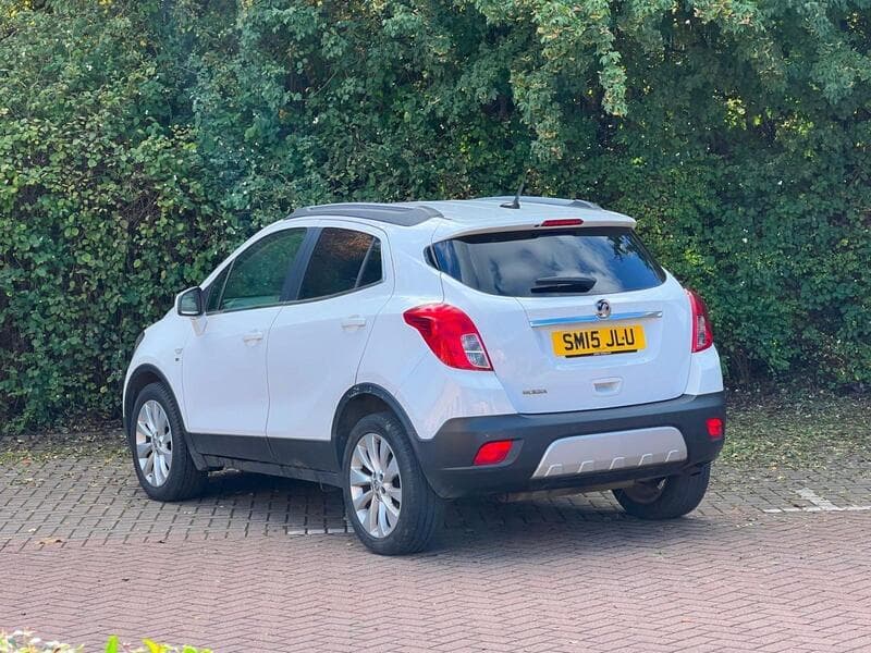 2015 Vauxhall Mokka 1.6i SE SUV 5dr Petrol Manual 2WD Euro 6 (s/s) (115 ps) - thumbnail 8