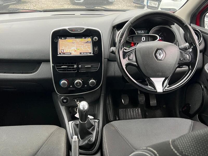 2016 Renault Clio 1.5 dCi Dynamique Nav Hatchback 5dr Diesel Manual Euro 6 (s/s) (90 ps) - thumbnail 5