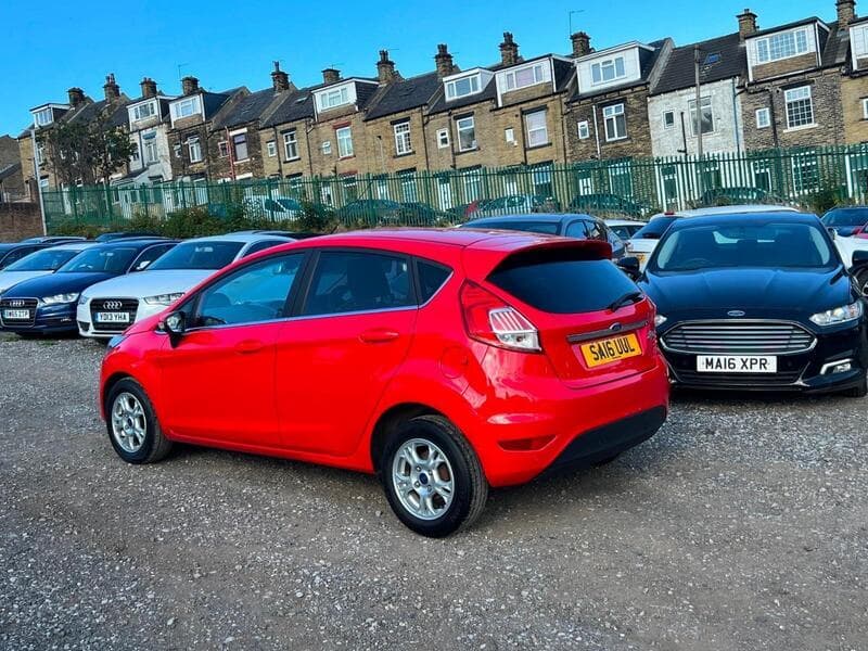 2016 Ford Fiesta 1.5 TDCi ECOnetic Titanium Hatchback 5dr Diesel Manual Euro 6 (s/s) (95 ps) - thumbnail 8