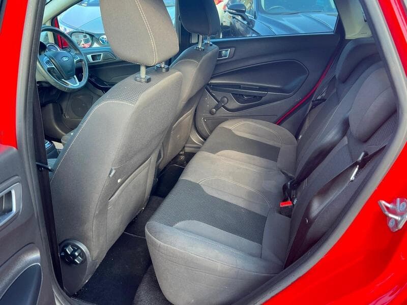 2016 Ford Fiesta 1.5 TDCi ECOnetic Titanium Hatchback 5dr Diesel Manual Euro 6 (s/s) (95 ps) - thumbnail 6