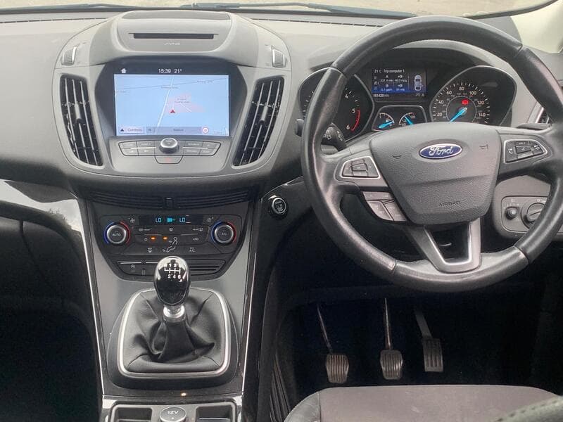 2017 Ford Kuga 2.0 TDCi Titanium SUV 5dr Diesel Manual Euro 6 (s/s) (150 ps) - thumbnail 6