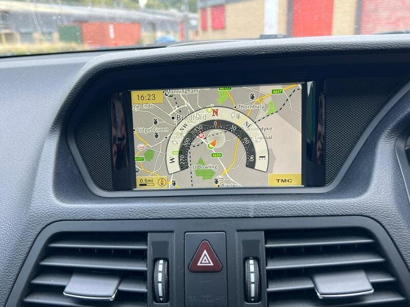 2012 Mercedes-Benz E Class 3.0 E350 CDI V6 BlueEfficiency Sport Coupe 2dr Diesel G-Tronic Euro 5 (265 ps) - thumbnail 11