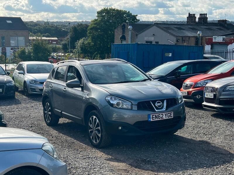 2013 Nissan Qashqai 1.6 dCi n-tec+ SUV 5dr Diesel Manual 2WD Euro 5 (130 ps)